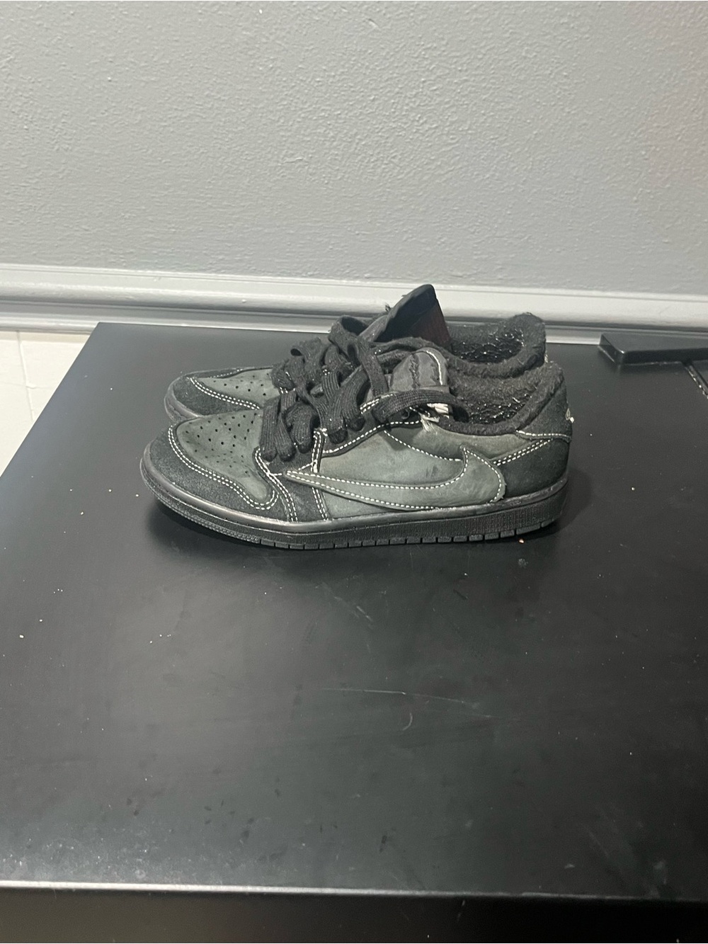 Kids Black Suede Low-Top Sneakers Travis Scott